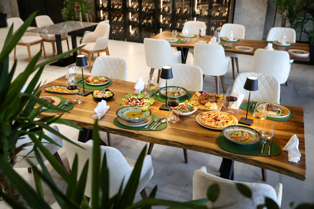 Luani-A restaurant & cuisine