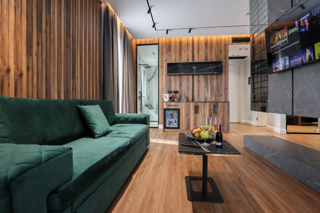 Luani-A Rooms & Suites