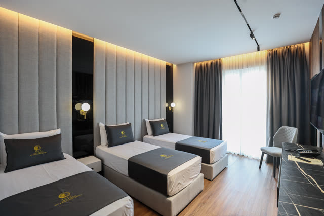 Luani-A Rooms & Suites