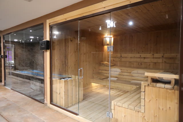 Luani-A Spa & Pools